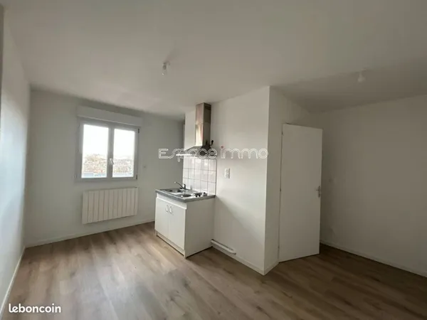 Studio 1 pièce 19 m²