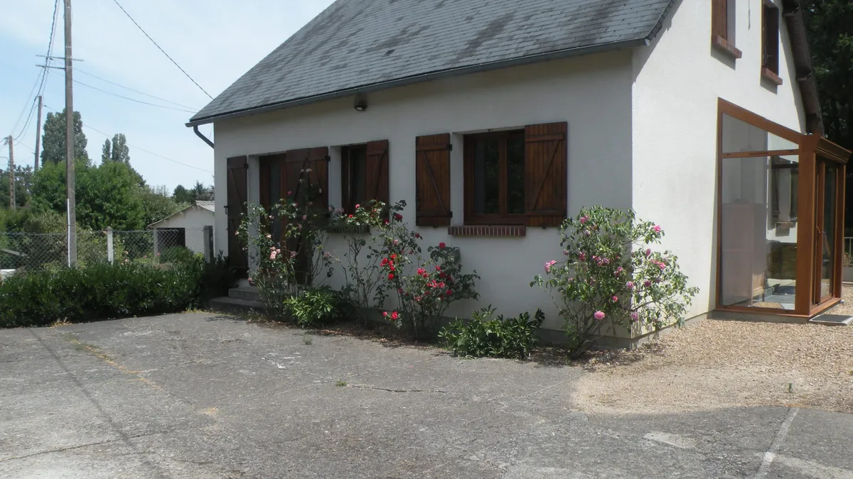 Photo 1