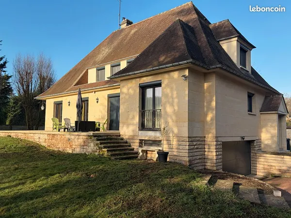 Maison 7 pièces 196 m²