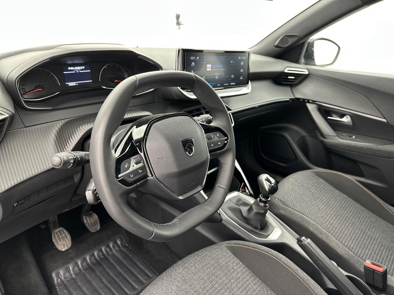 Peugeot 2008 100 s&s bvm6 style — photo 8