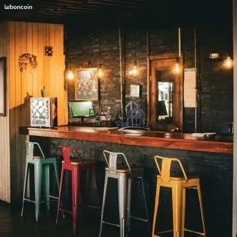 Fonds de commerce bar, brasserie 100 m²
