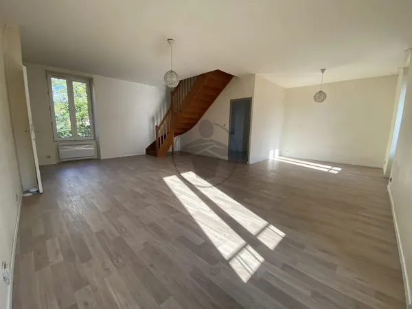 Duplex - 83 m² - 4 pièces