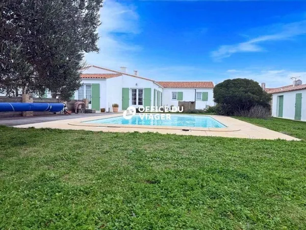 Maison 6 pièces 194 m²