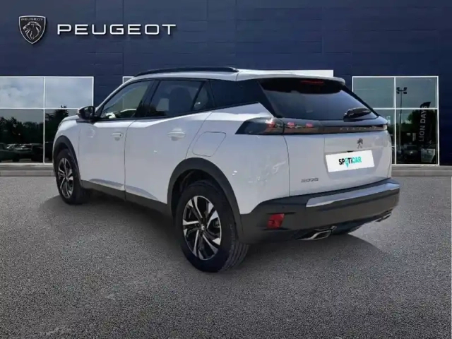 Peugeot 2008 puretech 130 s&amp;s eat8 — photo 7