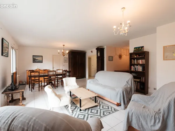 Maison au calme 4 ch, 2sdb,terrain [Bail Mobilité]