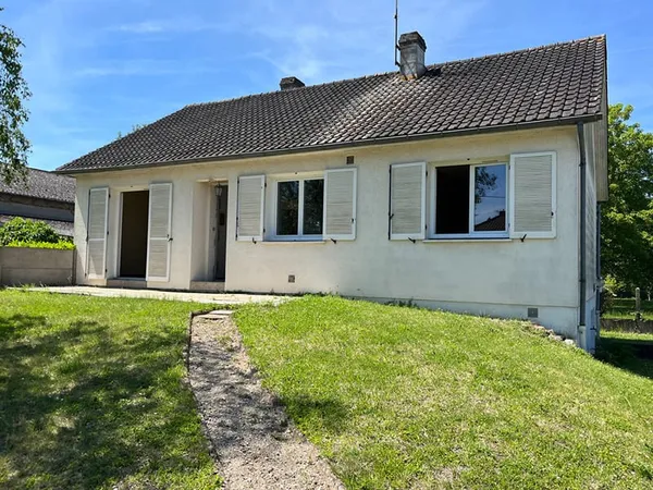MAISON PLAIN PIED GARAGE JARDIN
