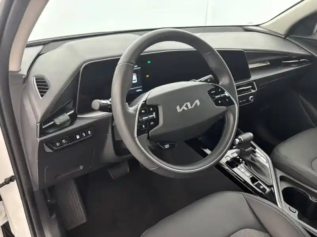 Kia Niro 1.6 gdi 171 ch phev dct6 — photo 19