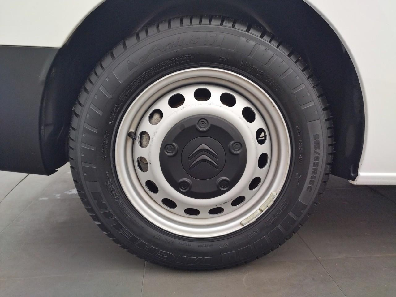 Citroën Jumpy cab approfondie m bluehdi 145 s&s eat8 — photo 16