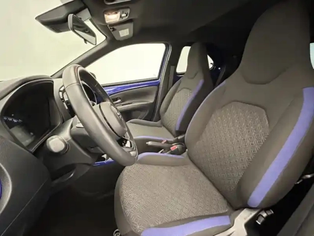 Toyota Aygo 1.0 s-cvt 72 design — photo 9