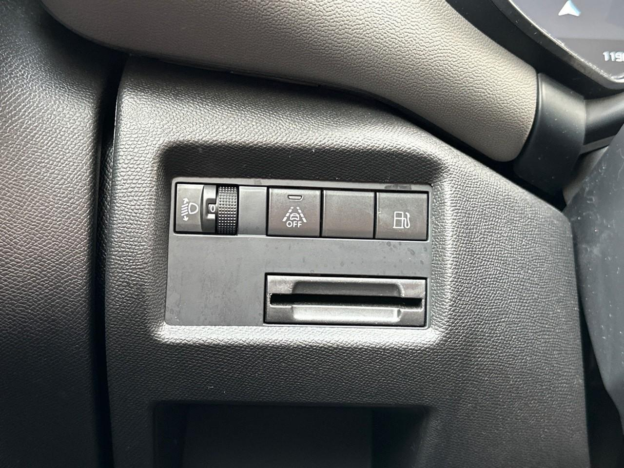 Citroën C5 Aircross hybride rechargeable 225 s&s e-eat8 feel — photo 17