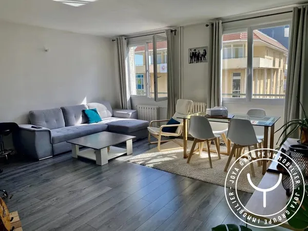 Appartement 3 pièces - 1 chambre - quartier port à l'anglais