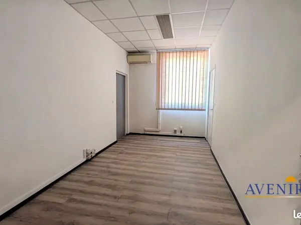 Bureaux 12 m² Mimet