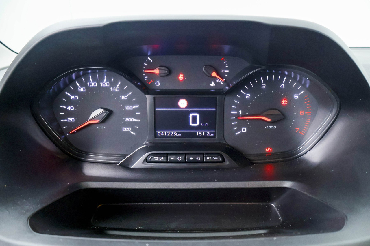 Peugeot Rifter — photo 13