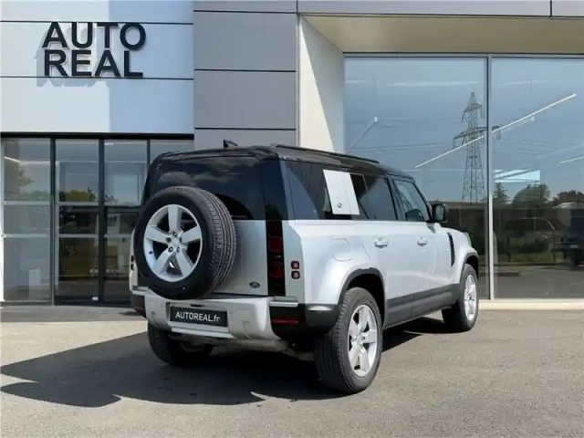 Land Rover Defender 110 d240 bva8 — photo 5