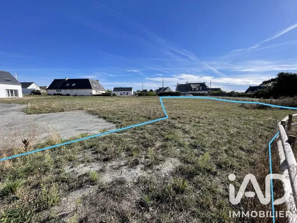 Terrain 663 m²
