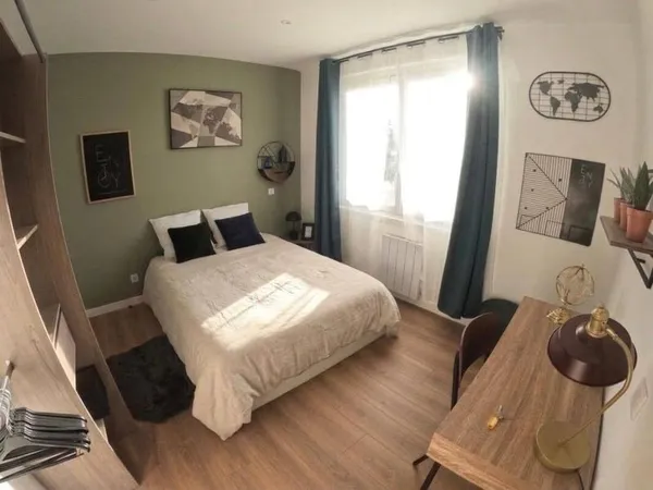 Studio 1 pièce 234 m²