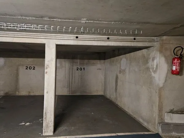 Place de parking sous-terrain Paris 13e