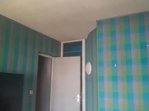 Jolie chambre meublée et lumineuse à louer dans un appartement très propre à Sarcelles à proximité d