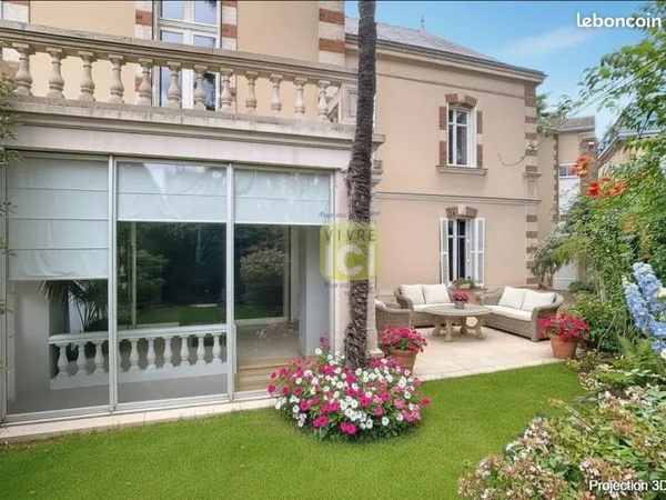 Maison 8 pièces 193 m²