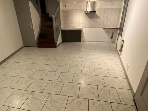Appartement Location Puy-l'Évêque 4p 76m² 595€