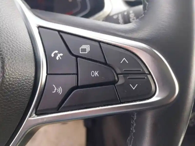 Renault Captur mild hybrid 140 — photo 115