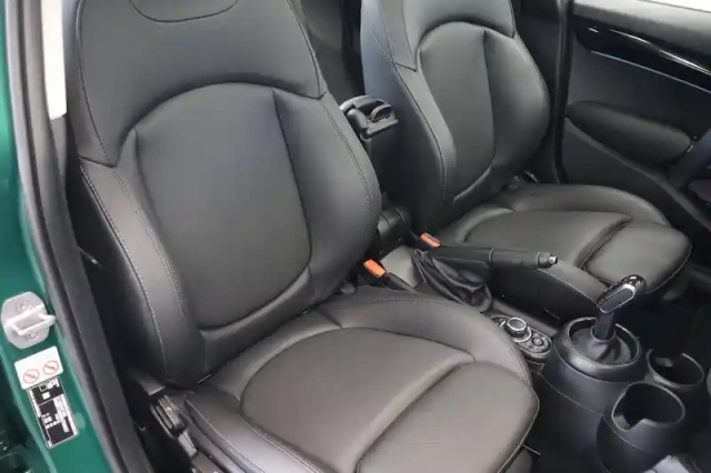 Mini Mini hatch 5 portes cooper 136 ch dkg7 — photo 116