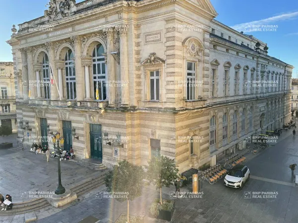 Bureaux 252 m²