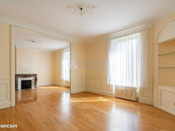 Duplex 10 pièces 224 m²