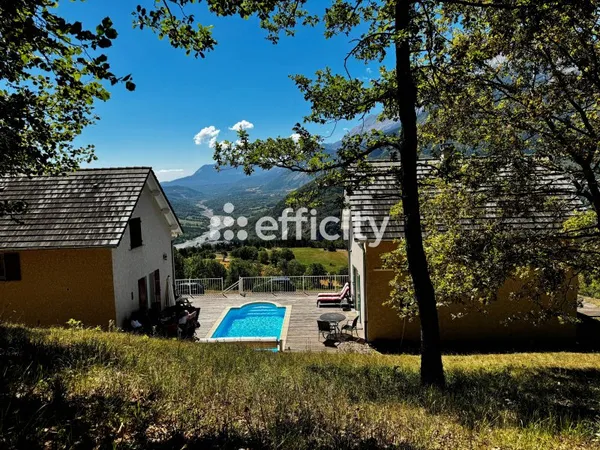 Maison 5 pièces 100 m²