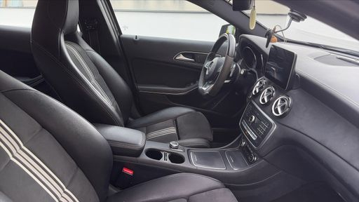 Mercedes Classe GLA 200 d 136 7G-DCT - Whiteart Edition – 2017 – 145756 km – Diesel – Boîte Automatique — photo 10