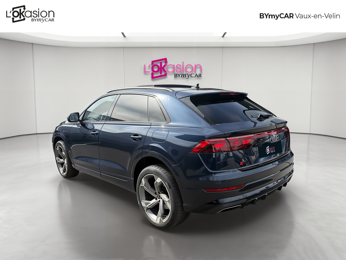 Audi Q8 60 TFSI e 490 Tiptronic 8 quattro — photo 3