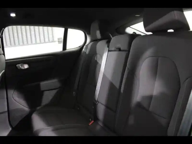 Volvo C40 recharge 231ch start — photo 10