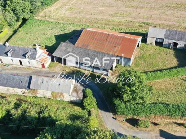 ELLIANT - Ancienne ferme avec fort potentiel en campagne