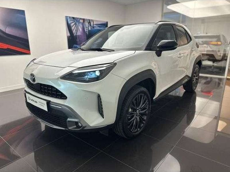Toyota YARIS CROSS Toyota Yaris Cross 116h Trail MY22 — photo 1