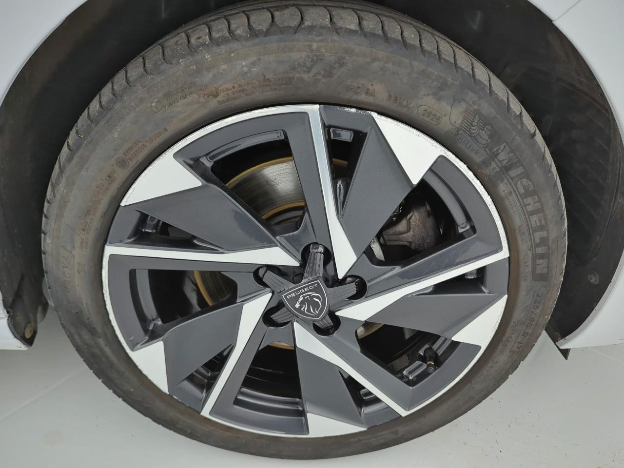Peugeot 308 bluehdi 130ch s&s eat8 allure — photo 21