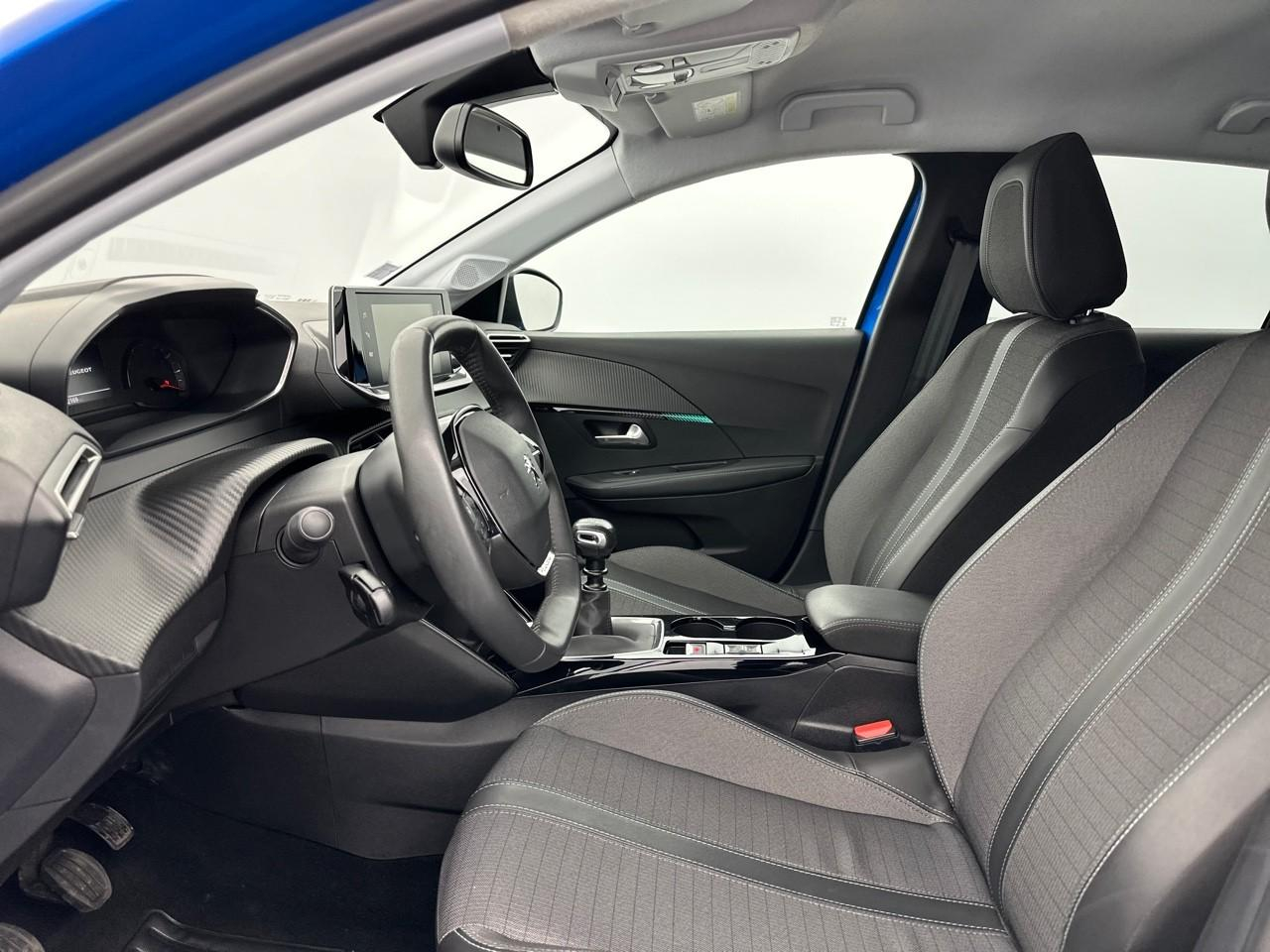 Peugeot 208 puretech 100 s&s bvm6 allure — photo 9