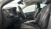 Renault Mégane Estate 1.5 Blue dCi 115ch Techno EDC -23 — photo 12