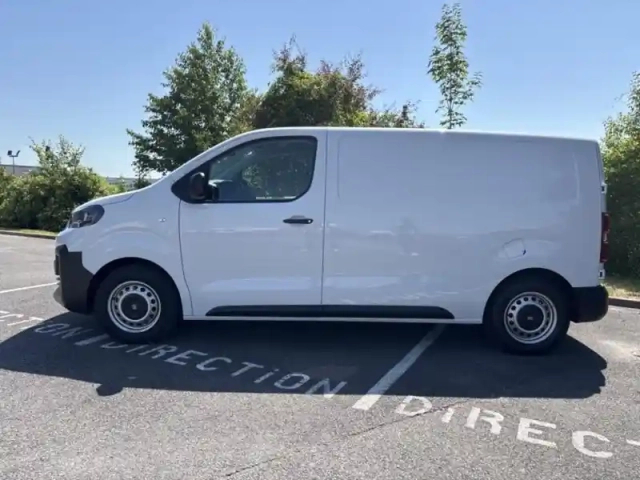 Fiat Scudo fg m 1.5 diesel 120ch — photo 5