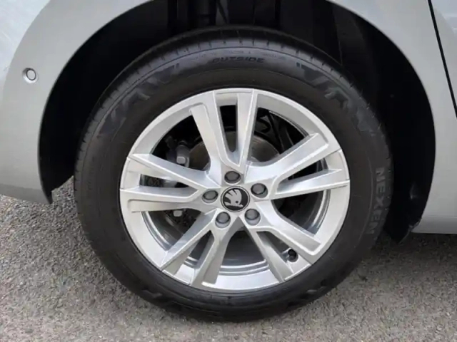 Skoda Fabia 1.0 tsi evo2 116ch clever edition dsg7 — photo 8