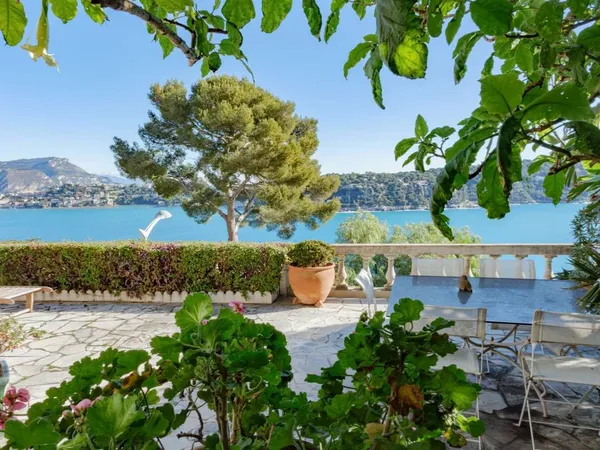 Villa 6 pièces 203 m²