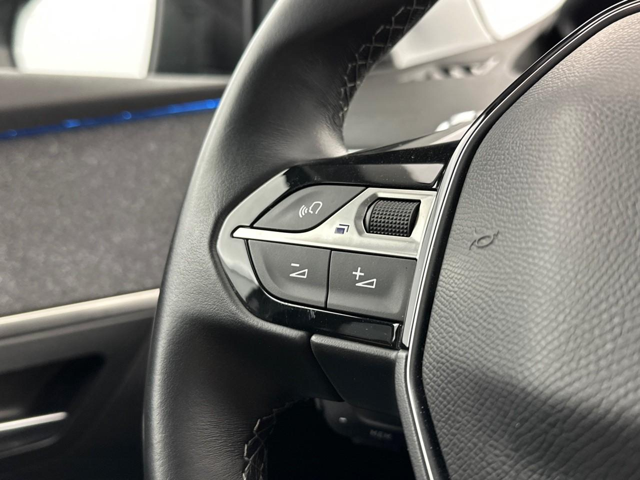 Peugeot 3008 puretech 130ch s&s eat8 allure pack — photo 18
