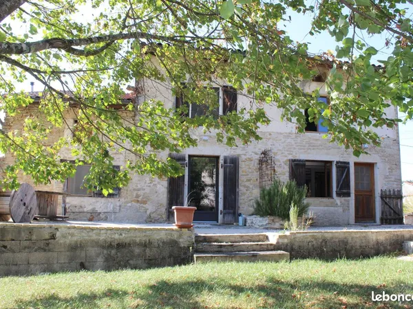 Maison de village 7 pièces 220 m²