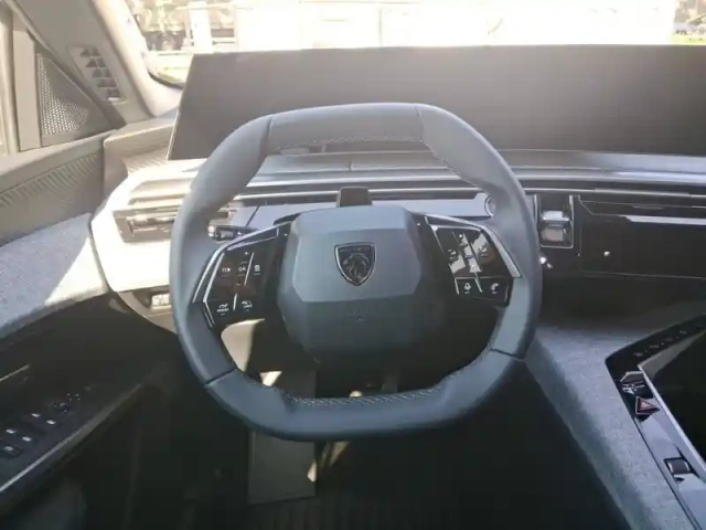 Peugeot 3008 electrique 210 ch 73 kwh — photo 9