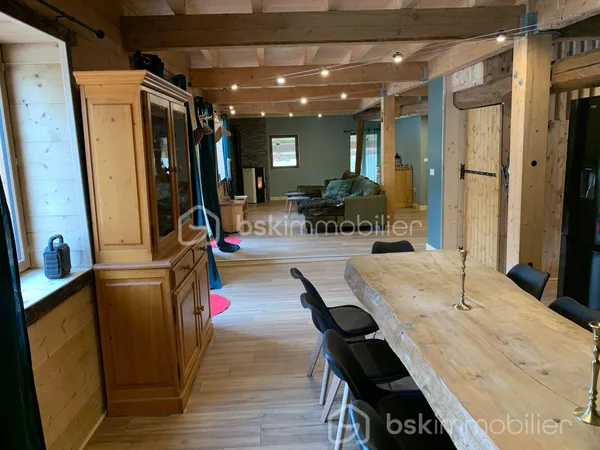 Immeuble 40 pièces 885 m²