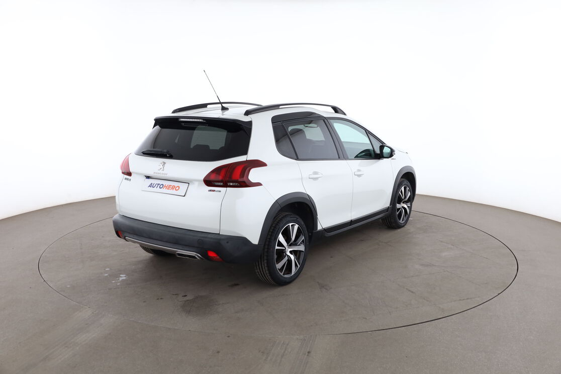 Peugeot 2008 1.2 PureTech GT Line — photo 5