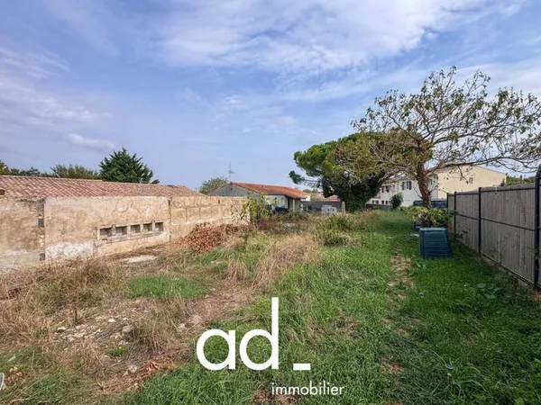 Terrain 220 m²
