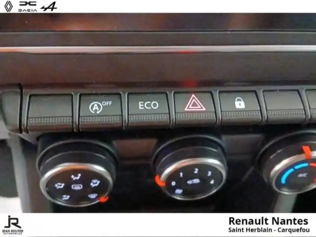 Renault Clio 1.5 dci 100ch evolution — photo 14