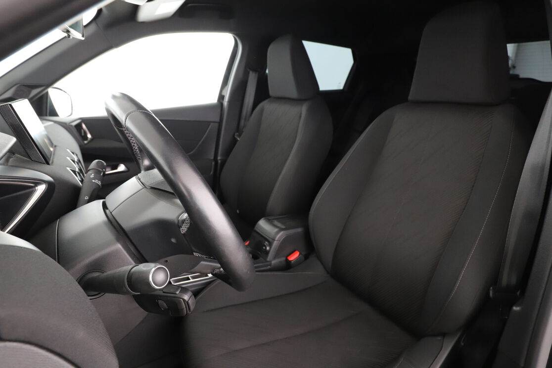 DS Automobiles DS3 Crossback 1.5 Blue-HDi Chic — photo 9