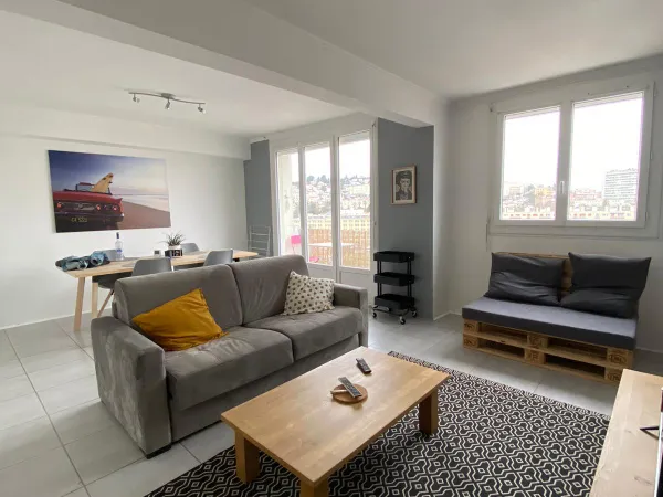 Appartement rénové et meublé 70m² à louer - Saint-Étienne
