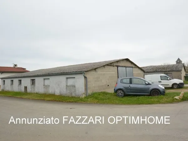 Maison 270 m²
